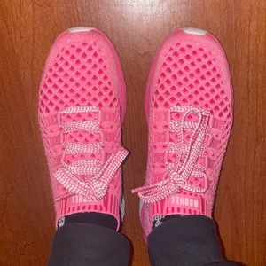 Women’s No Bull Knit Runner shoe 7.5 Worn Twice